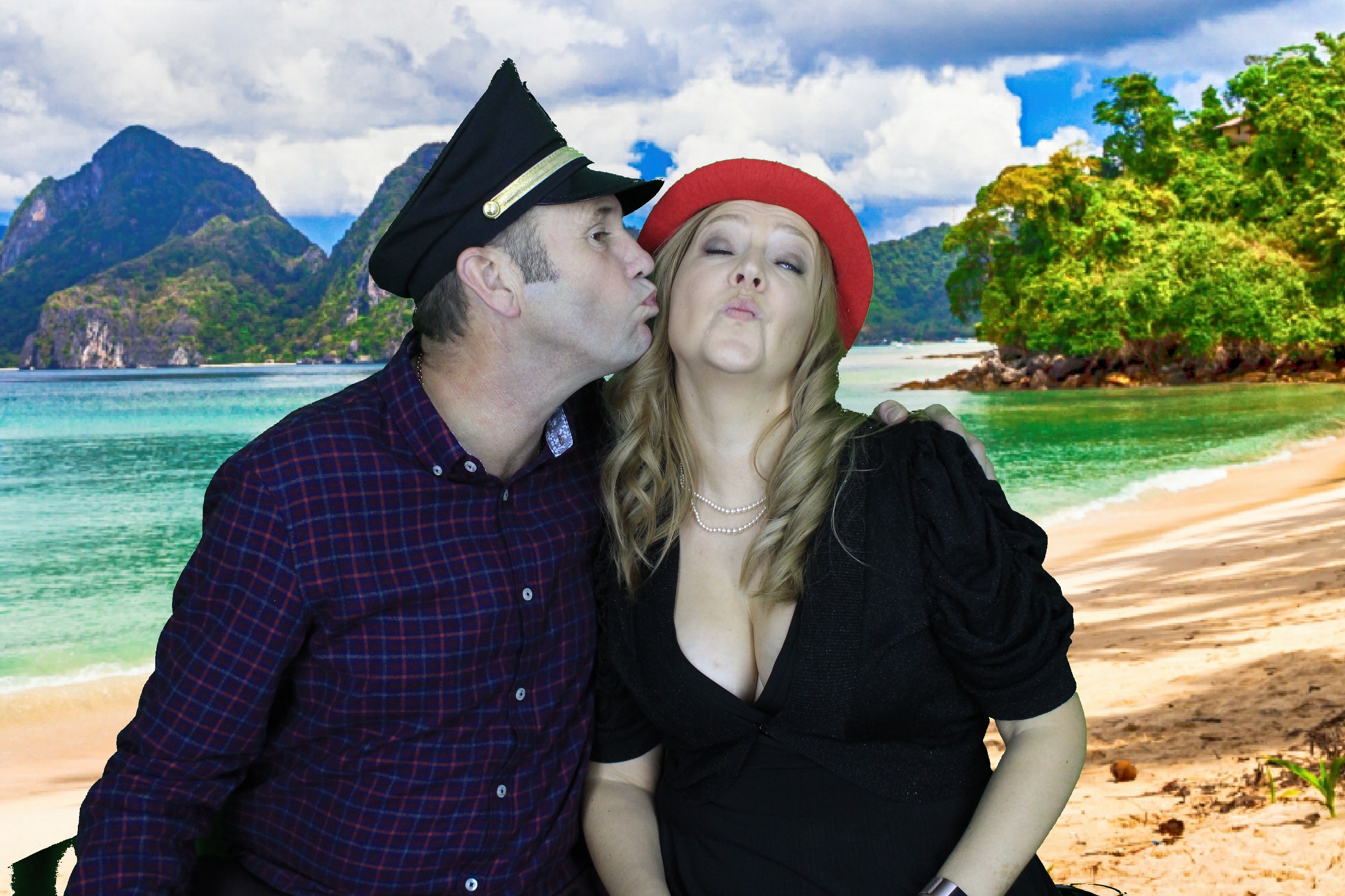 Vestey Party | View more photos from the event at gallery.myphotoboothexperience.co.uk/u/MyPhotoBoothExperienceLtd/Vestey-Party